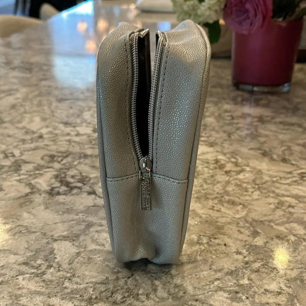 ✨ Silver Makeup Bag for Travel - Approx. 7.5” x 7.5” x 2.5”